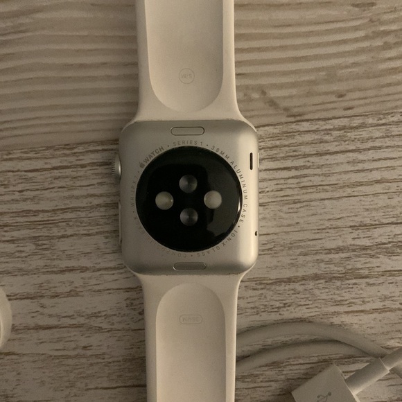 Apple Watch Series 1, 38mm - Picture 5 of 5